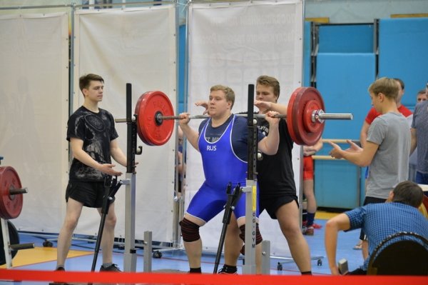 Легкой штанги!..